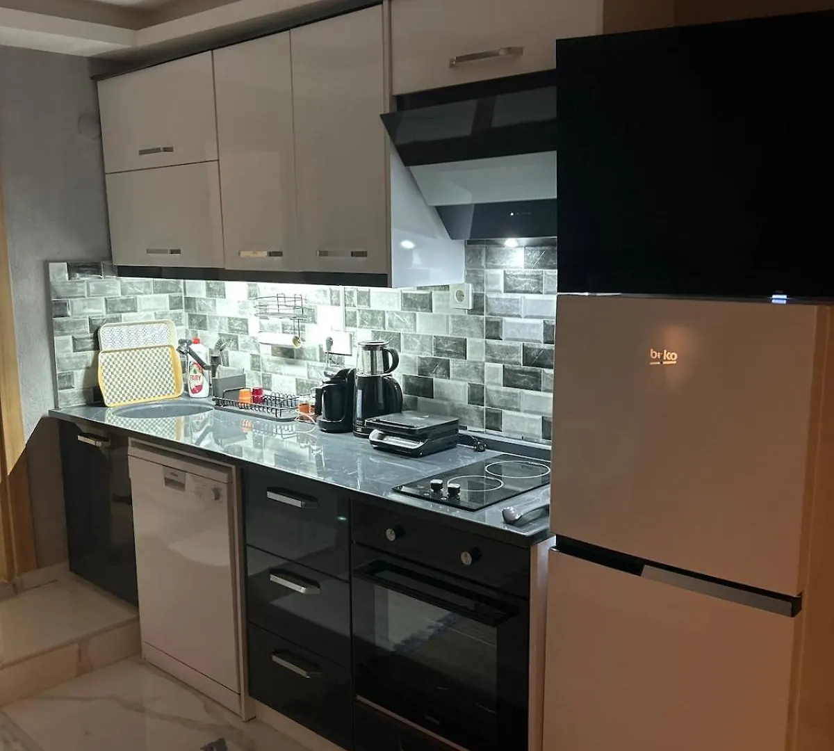 Boutique Apartment With Sea View In Turunc Crush House