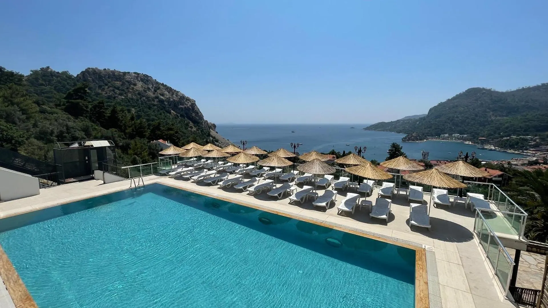 Boutique Apartment With Sea View In Turunc Crush House