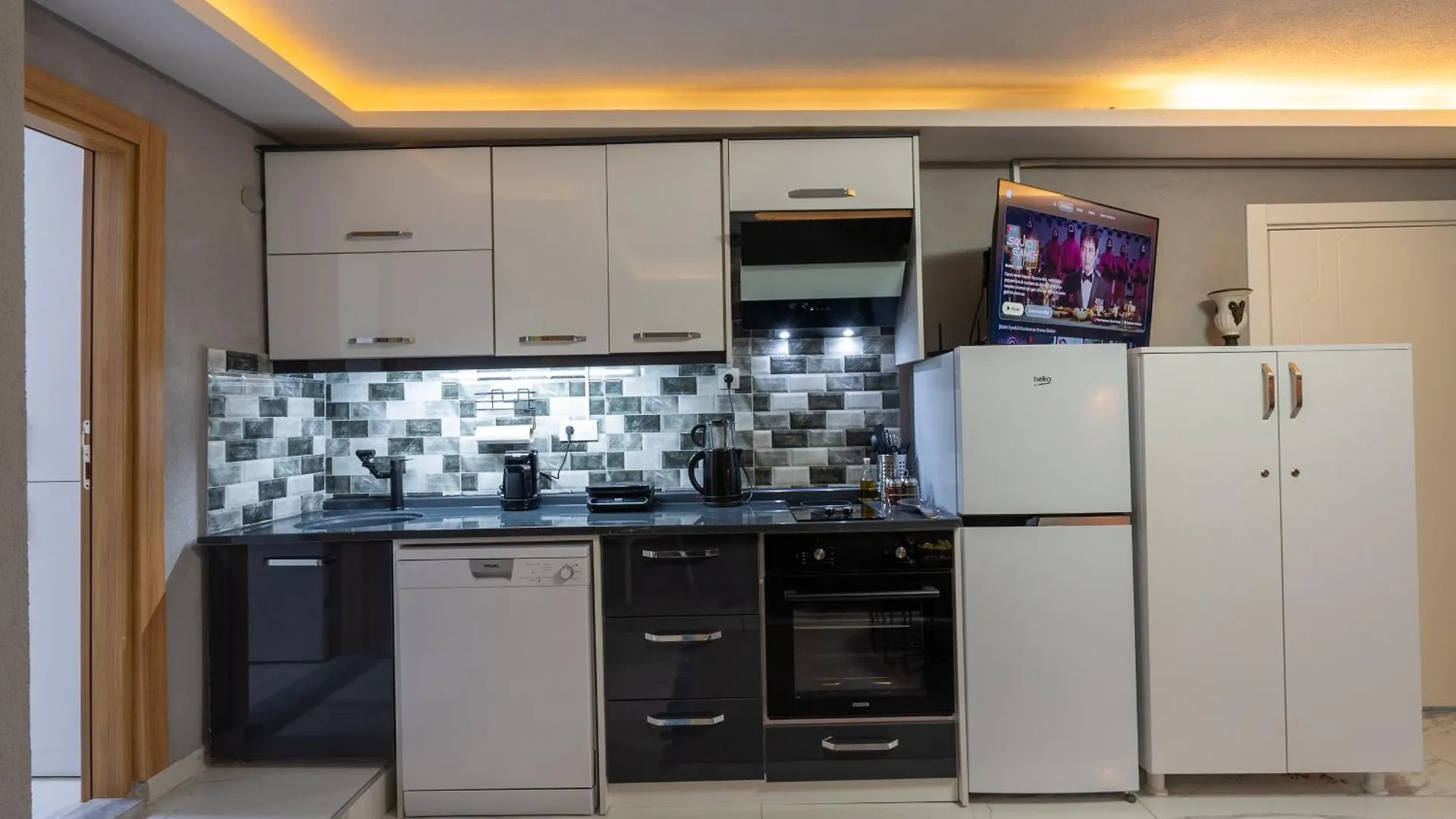 Boutique Apartment With Sea View In Turunc Crush House 0*,