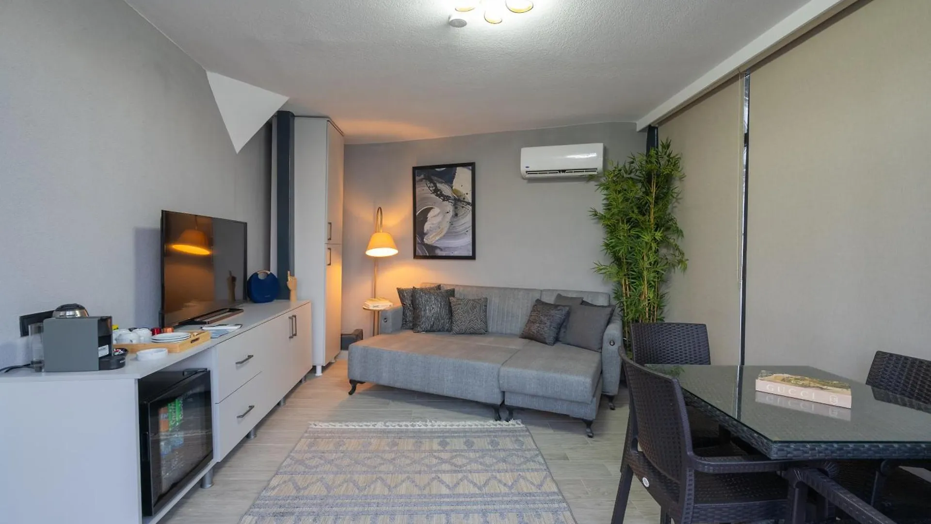 Boutique Apartment With Sea View In Turunc Crush House 0*,